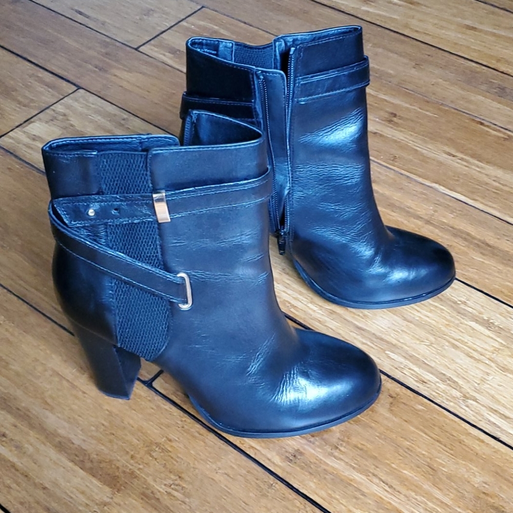 ALDO Black Leather Booties with Side Zipper